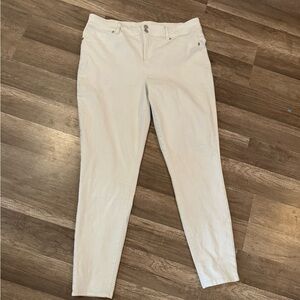 Women’s Maurice’s jeans size XL - R - white
